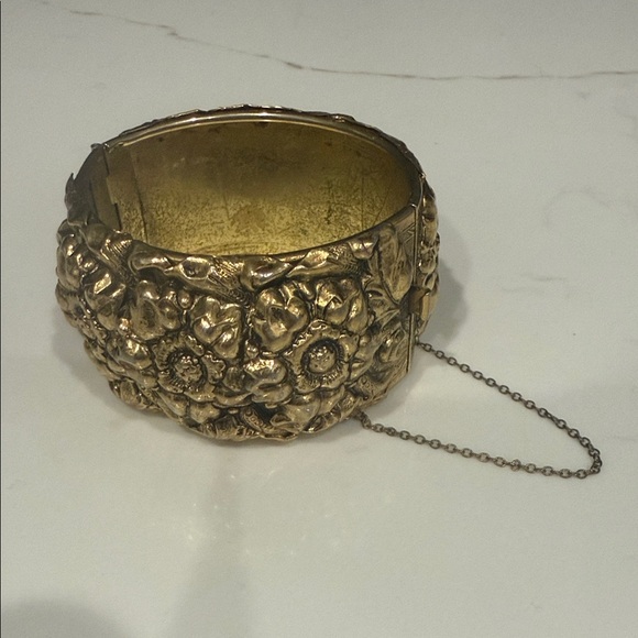 Whiting and Davis Bangle Floral Bracelet With Safety Chain - Picture 2 of 9